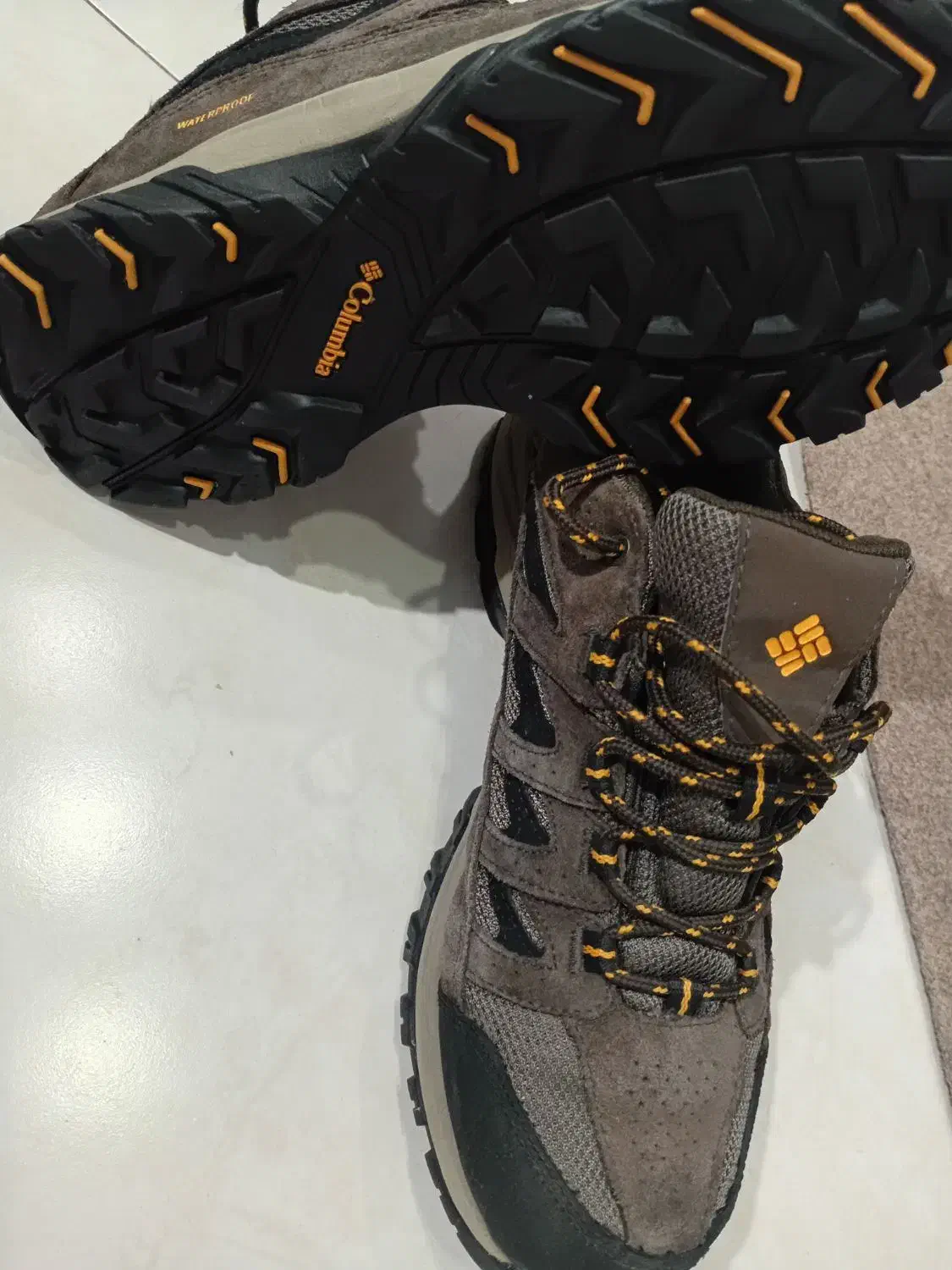 کفش کوهنوردی کلمبیا اصل|کیف، کفش، کمربند|تهران, شهرک استقلال|دیوار