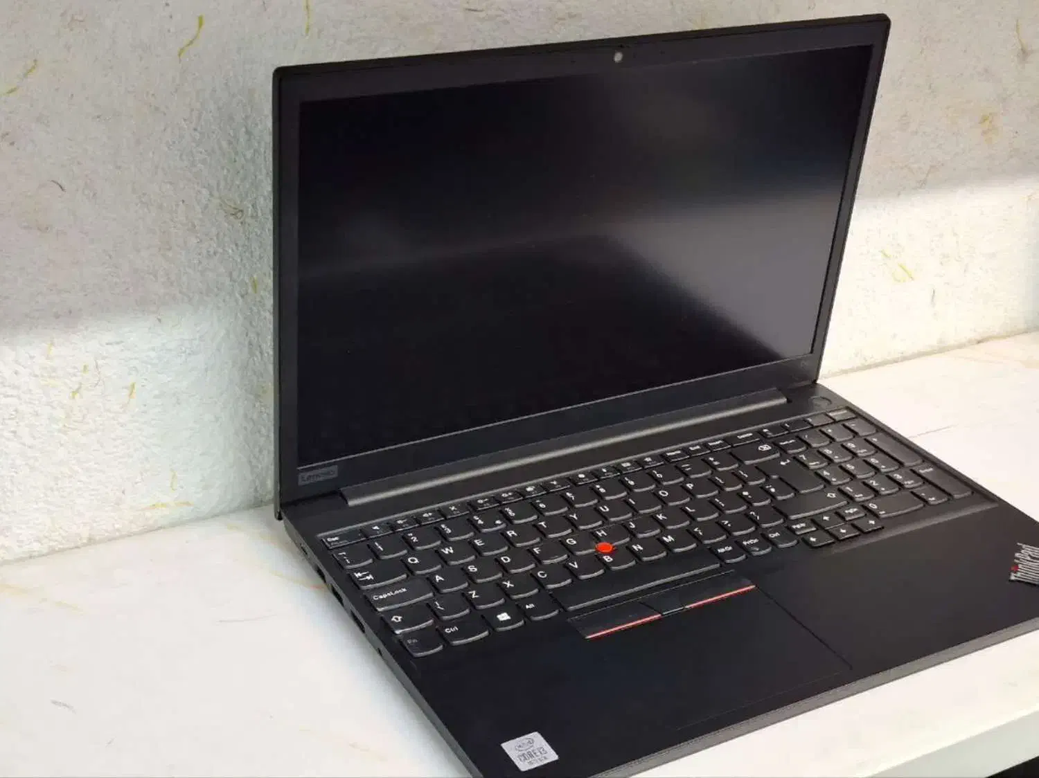 لپ تاپ Lenovo T15 مقاوم در برابر ضربه، گردوغبار|رایانه همراه|قم, پردیسان|دیوار