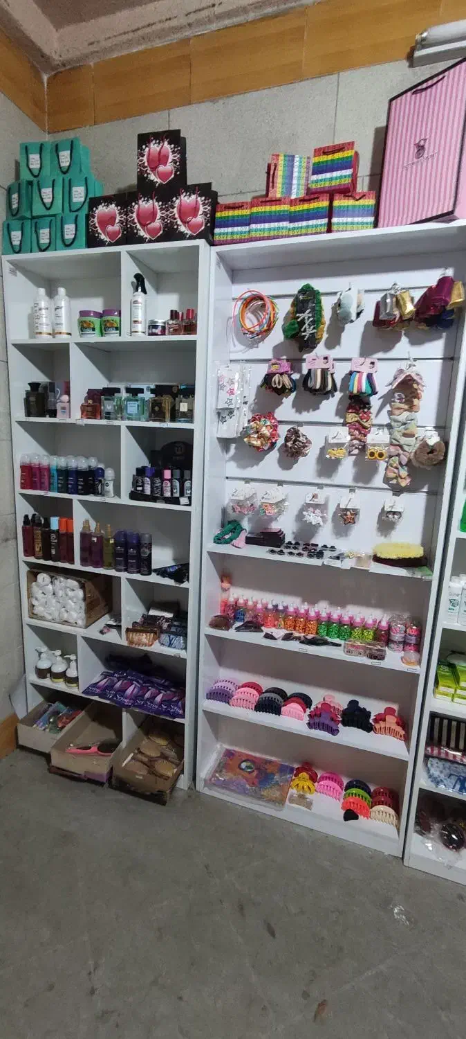 ویترین و شلف مغازه|فروشگاه و مغازه|قم, شاه ابراهیم|دیوار