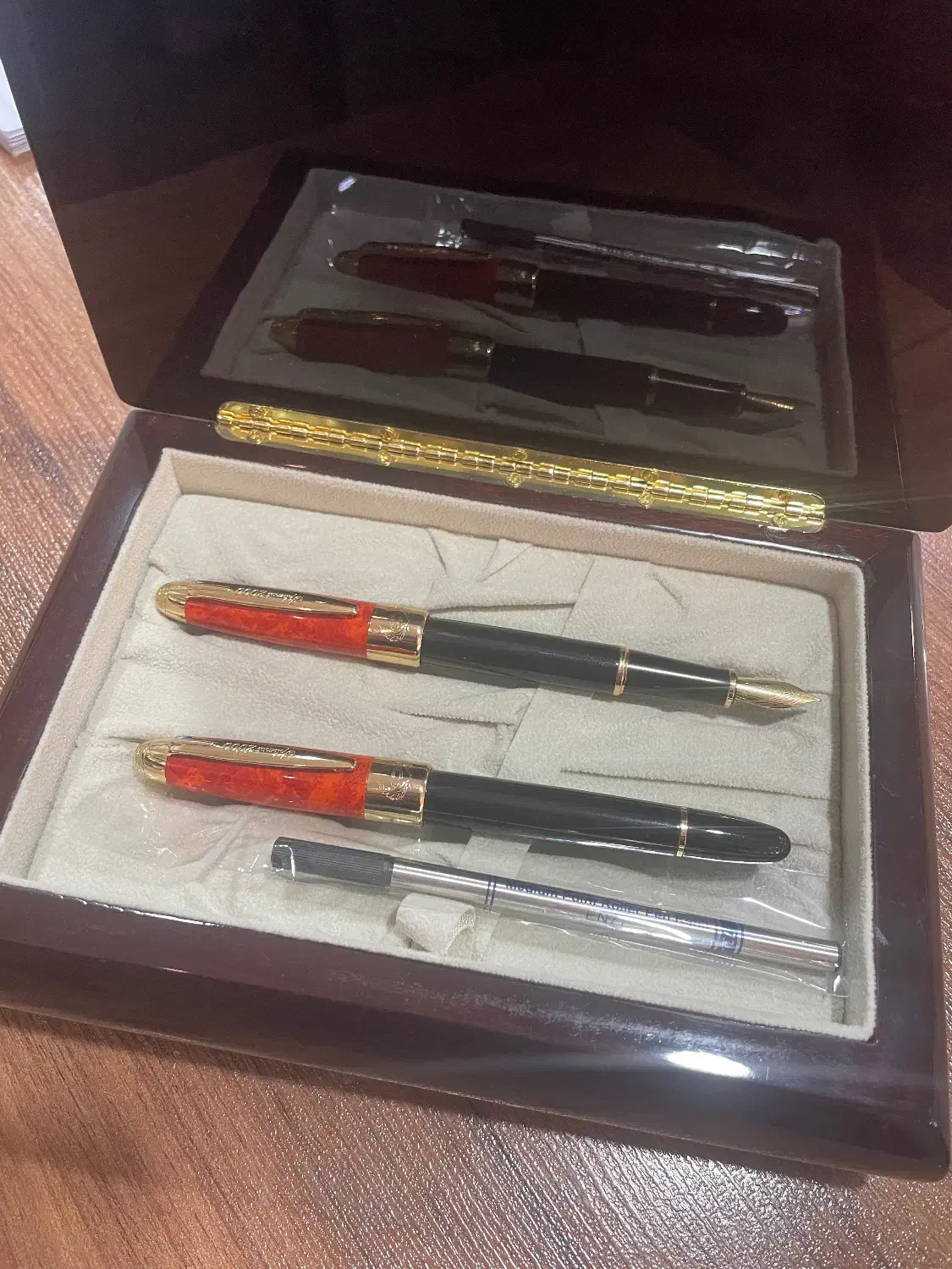 ست خودنویس و روان نویس دیپلمات|لوازم التحریر|کرج, عظیمیه|دیوار