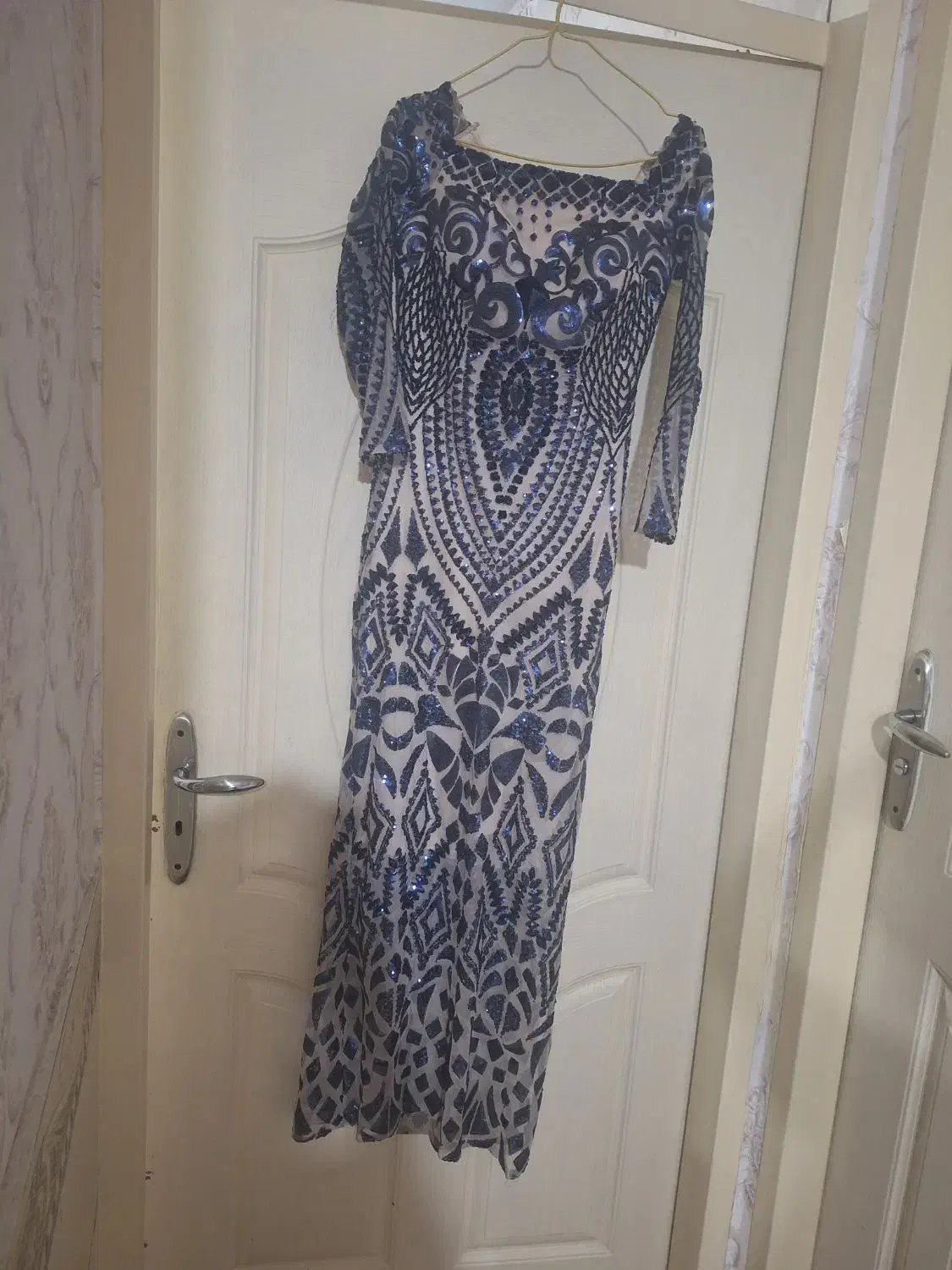 پیراهن مجلسی|لباس|زنجان, |دیوار