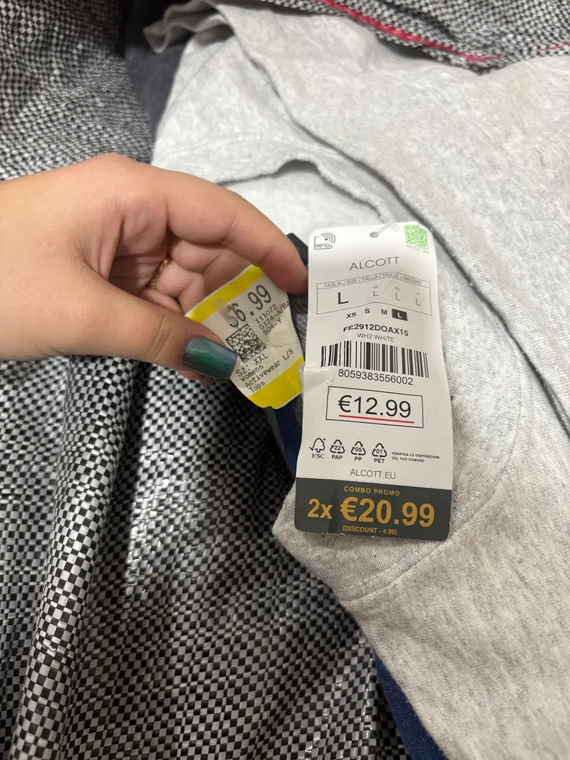 ۶۰تیکه دورس فقط۱۵میلیون|لباس|یاسوج, |دیوار