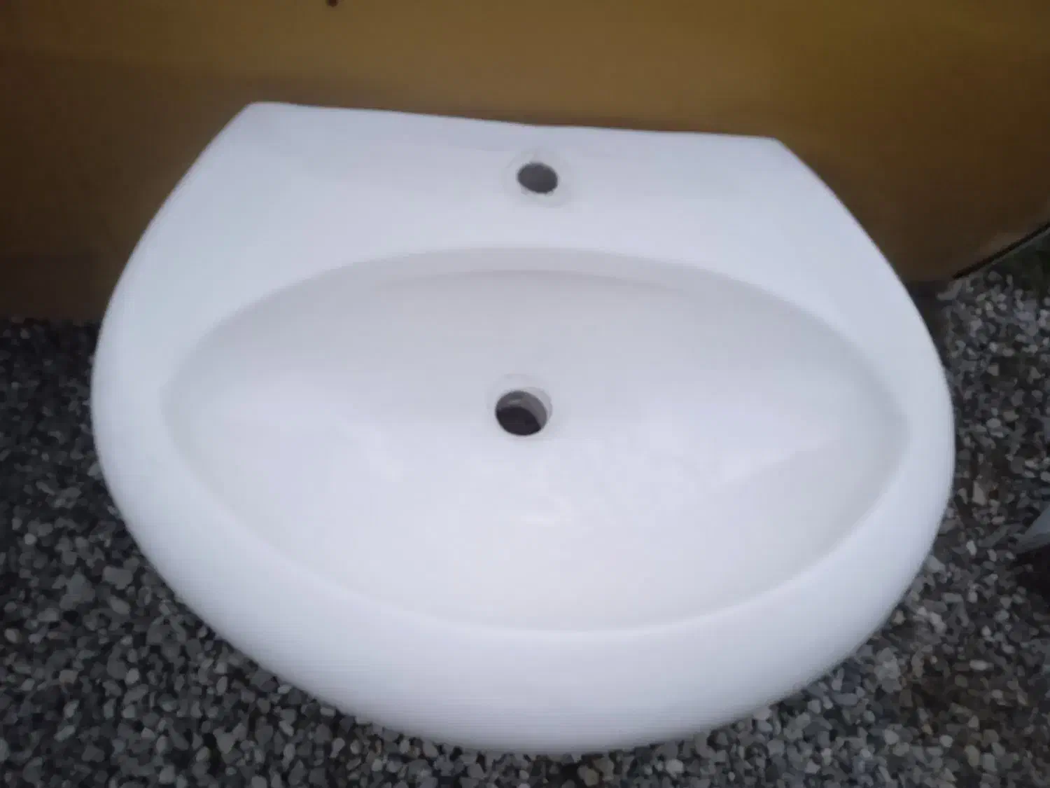 تعدادی روشویی حراج قیمت مناسب|لوازم سرویس بهداشتی|یاسوج, |دیوار