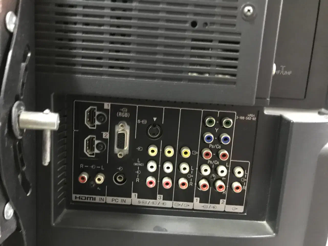 تلویزیون سونی ۳۲ اینچ براویا|تلویزیون و پروژکتور|رودهن, |دیوار