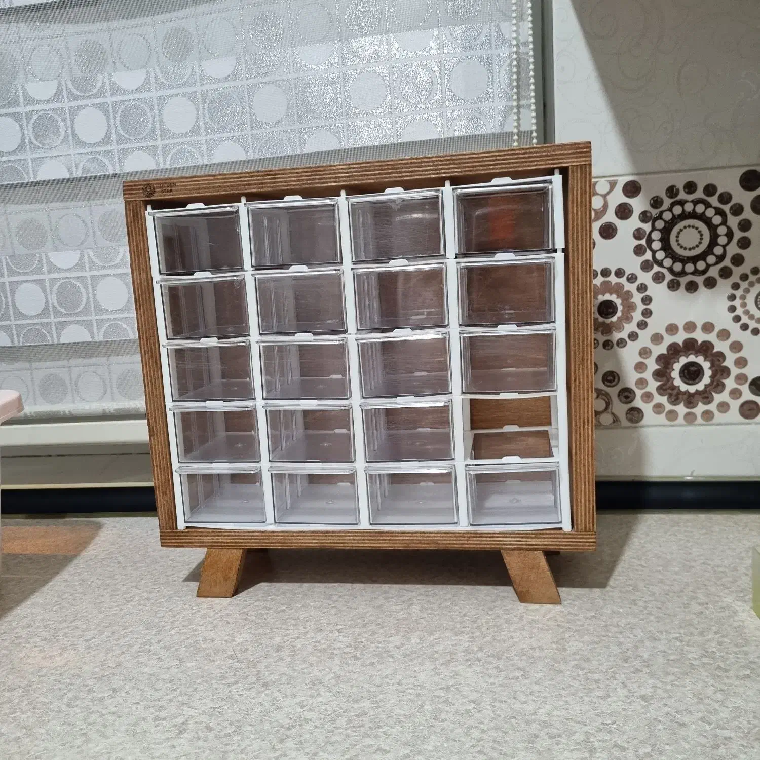 جاادویه|ظروف نگهدارنده، پلاستیکی، یک‌بارمصرف|شاهین دژ, |دیوار