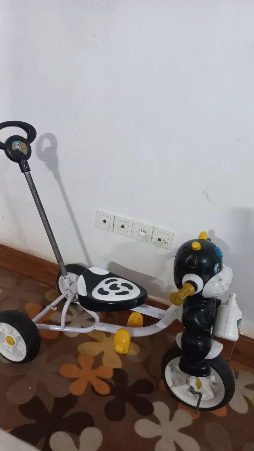 اسباب بازی|اسباب‌بازی بچه|گالیکش, |دیوار