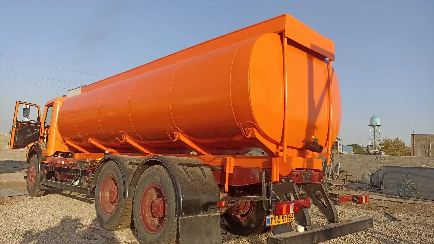 تانکر۱۲ هزار ۱۲۰۰۰ هزار لیتری بنز تک ۱۸ هزارجفت|ماشینآلات صنعتی|تهران, ایران|دیوار