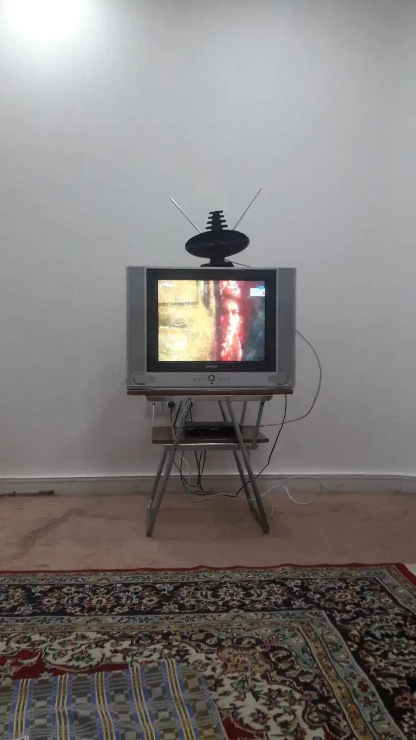 تلویزیون اسنوا|تلویزیون و پروژکتور|آستانه اشرفیه, |دیوار