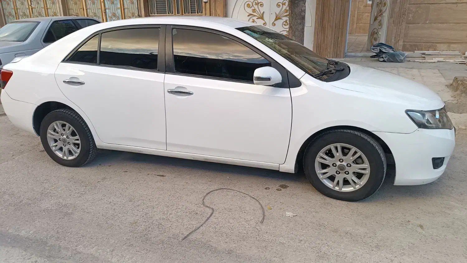 آریو اتومات مدل۱۳۹۷|خودرو سواری و وانت|ایوان, |دیوار