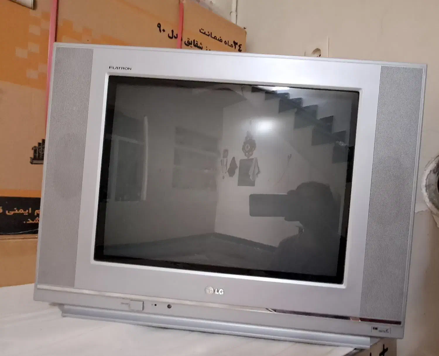 تلوزیون LG|تلویزیون و پروژکتور|زرقان, |دیوار