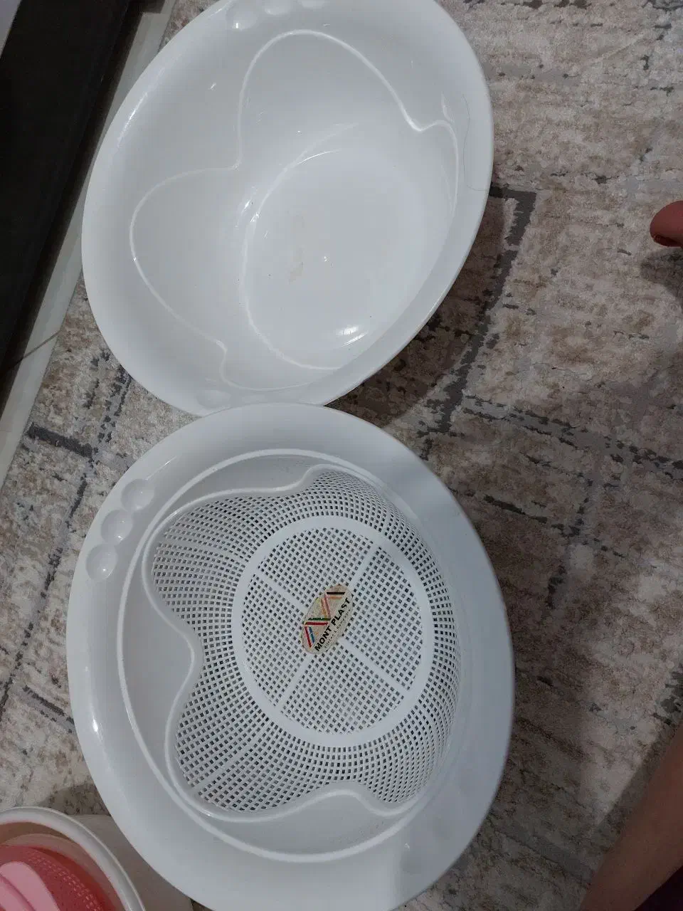 ظروف دردار|ظروف نگهدارنده، پلاستیکی، یک‌بارمصرف|گلبهار, شهر جدید گلبهار|دیوار