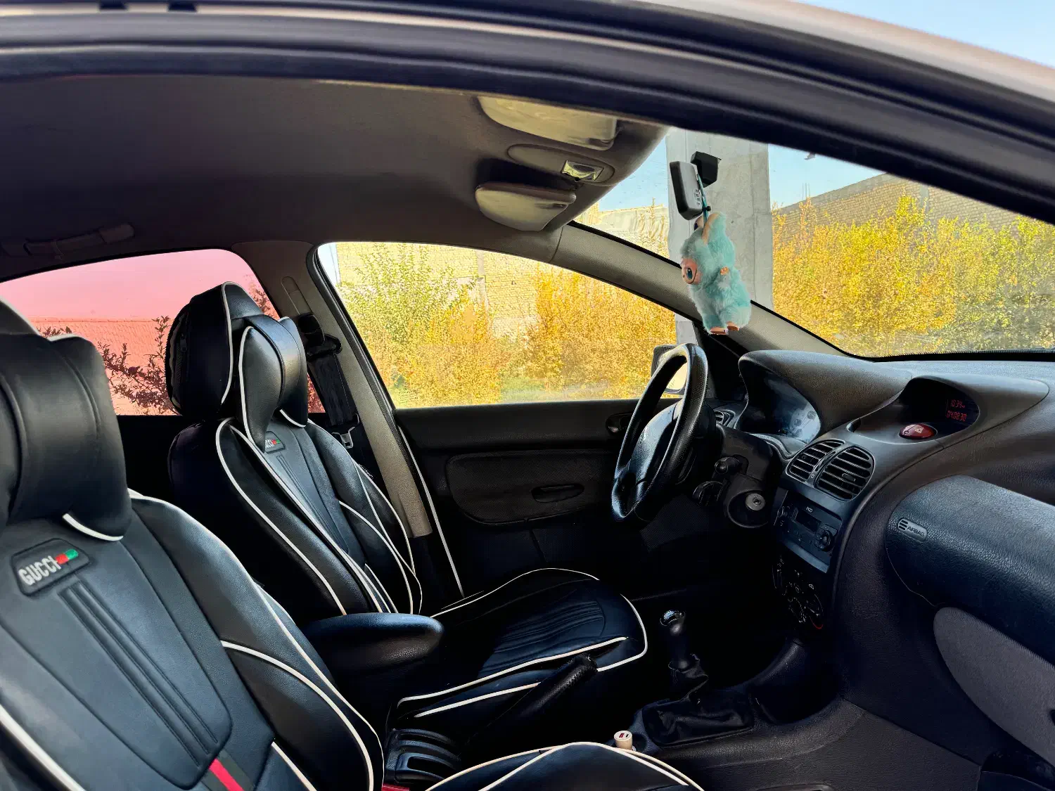 ماشین ۲۰۶ مدل ۱۴۰۰ بیرنگ و شاسی پلمپ|خودرو سواری و وانت|زارچ, |دیوار