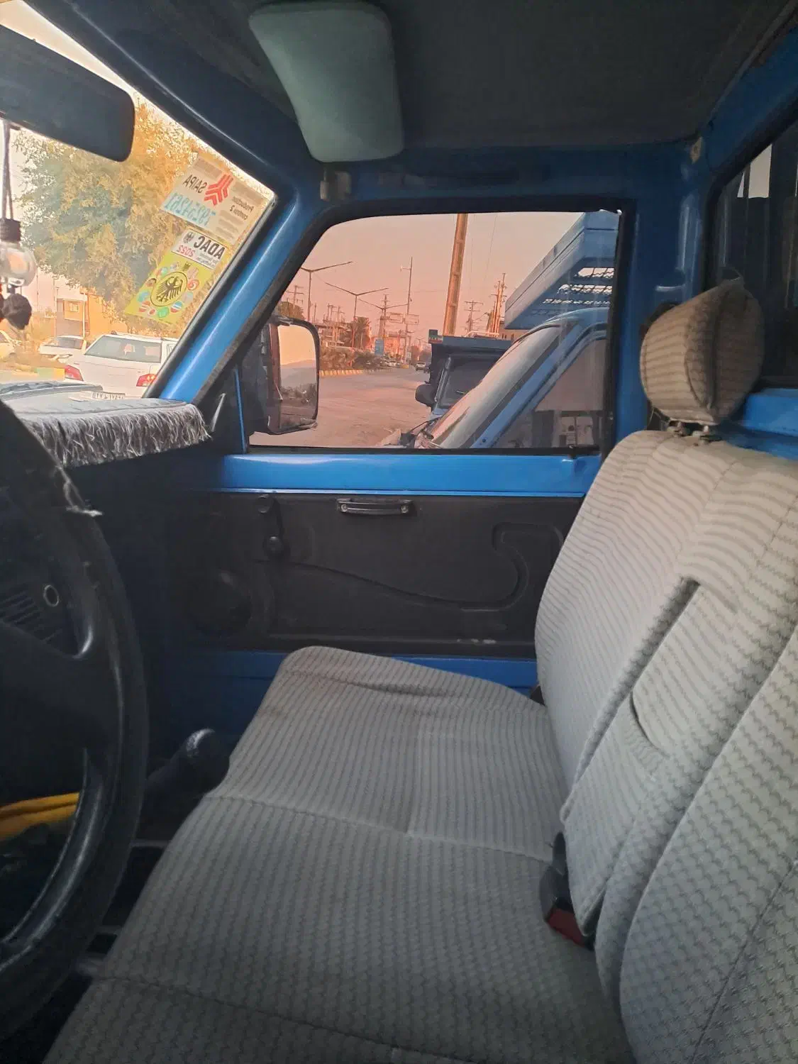 وانت نیسان|خودرو سواری و وانت|دره شهر, |دیوار