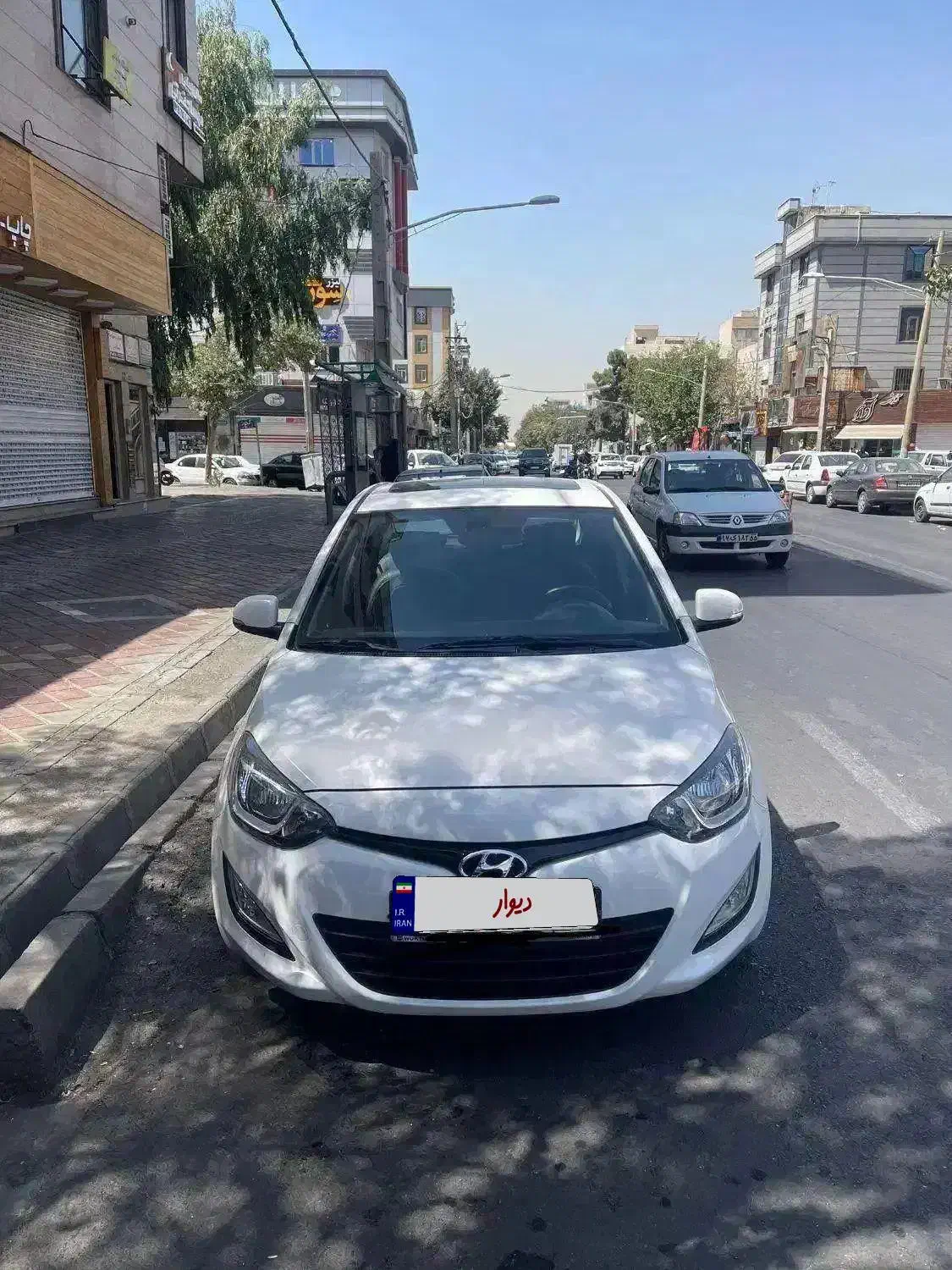هیوندای i20 مدل 2015|خودرو سواری و وانت|اصفهان, گلزار|دیوار