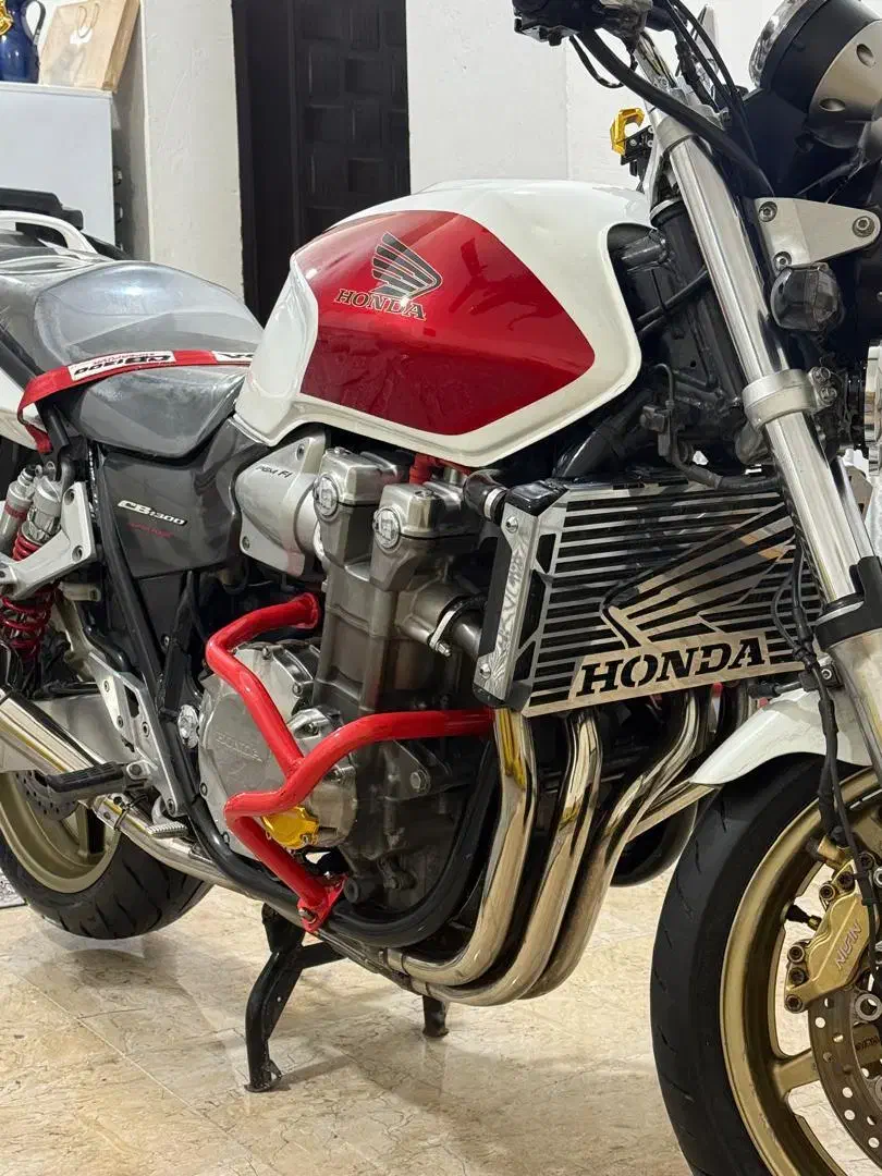 سیبی 1300|موتورسیکلت|بندرلنگه, |دیوار