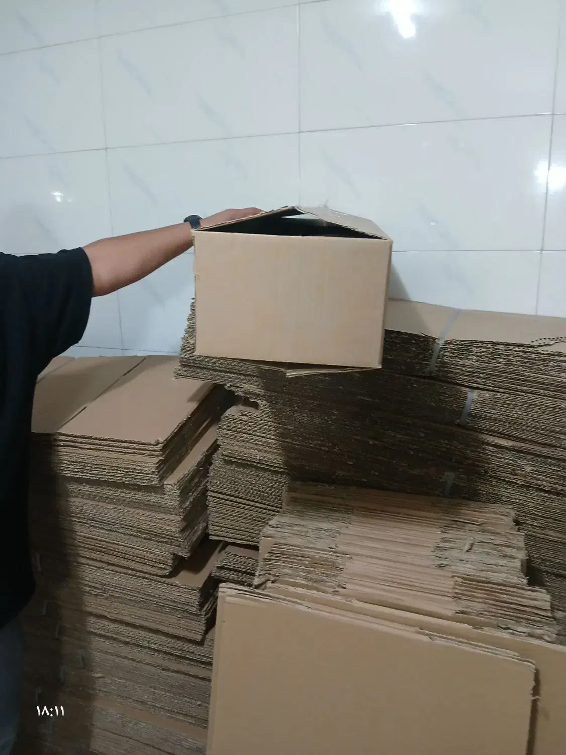 کارتن 3 لایه نو به قیمت دسته دوم|عمده‌فروشی|تهران, اتحاد|دیوار