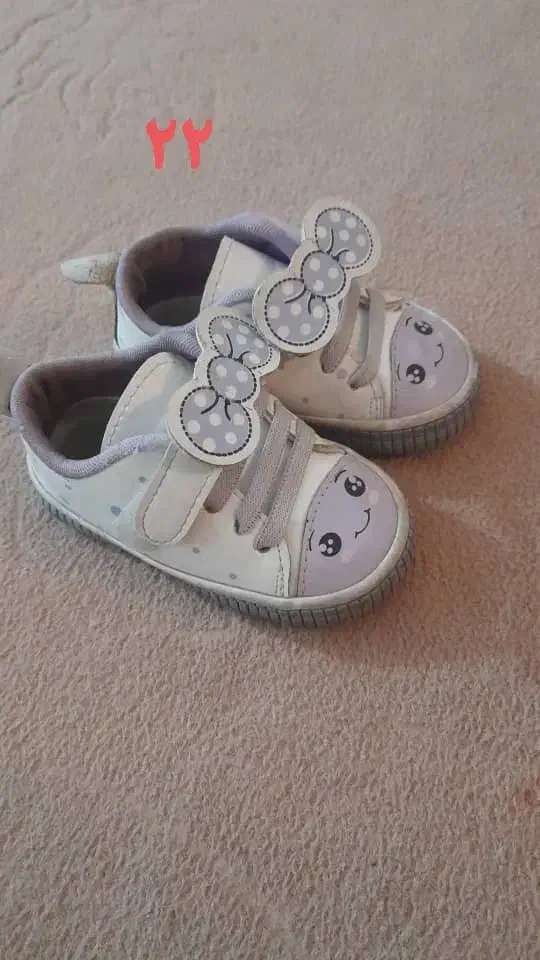 کفش بچگونه|کفش و لباس بچه|مسجد سلیمان, |دیوار