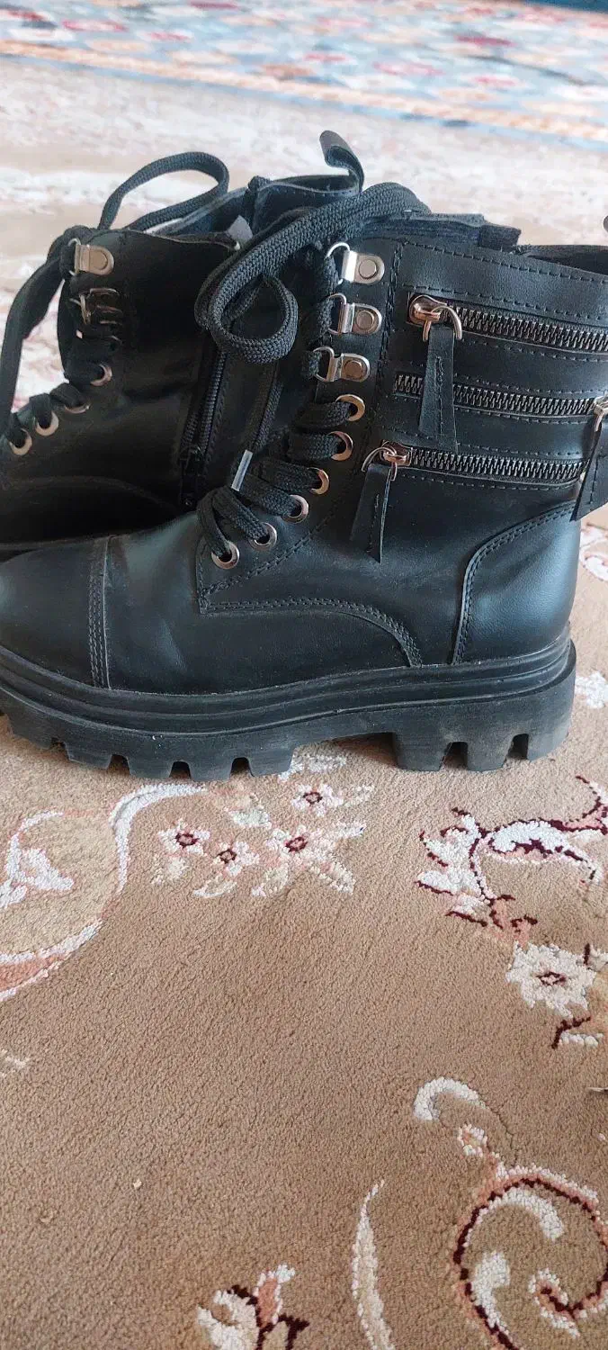 پوتین زنانه|کیف، کفش، کمربند|شیراز, کوزه گری|دیوار