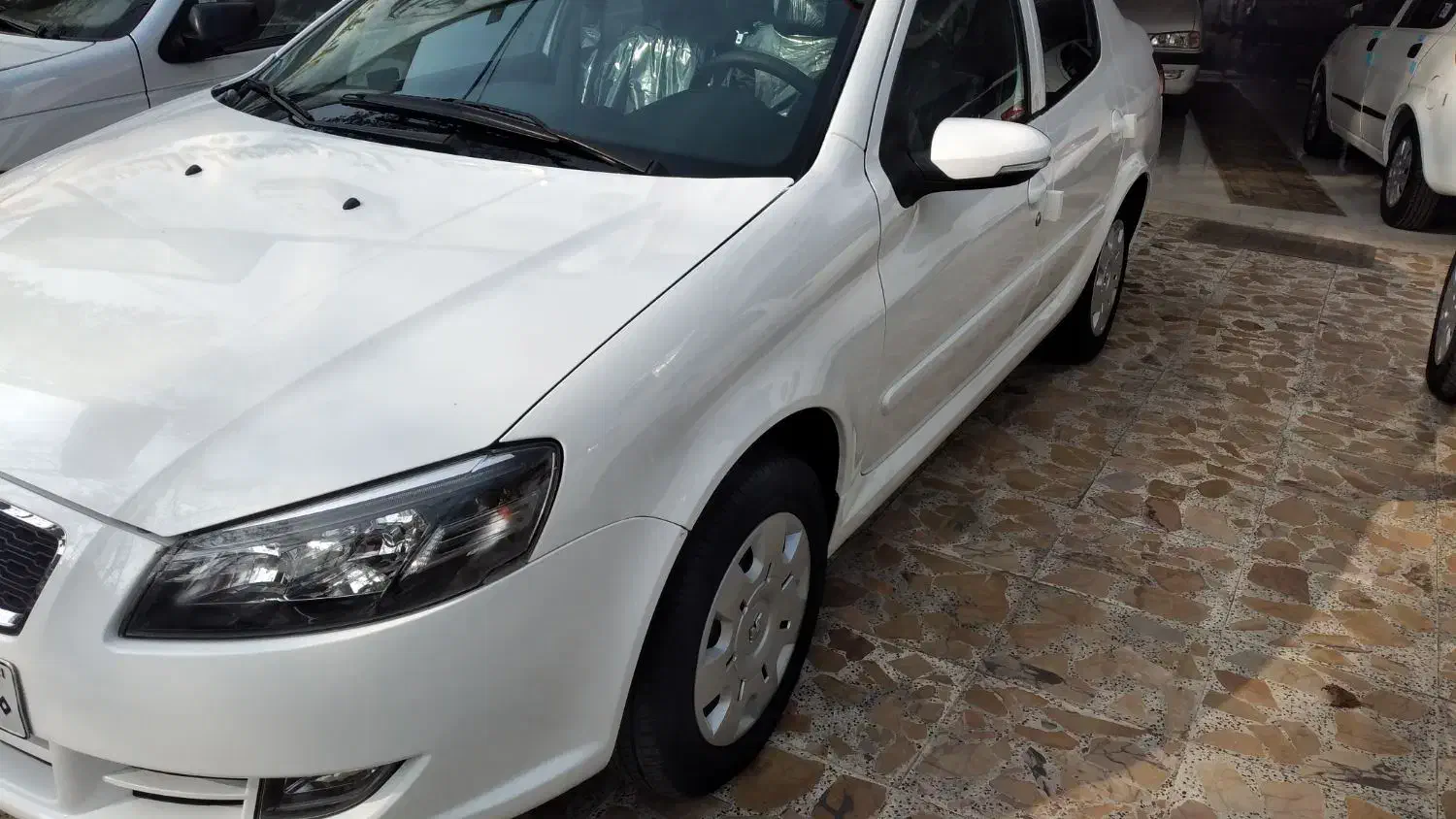 رانا پلاس ۱۴۰۲|خودرو سواری و وانت|فومن, |دیوار