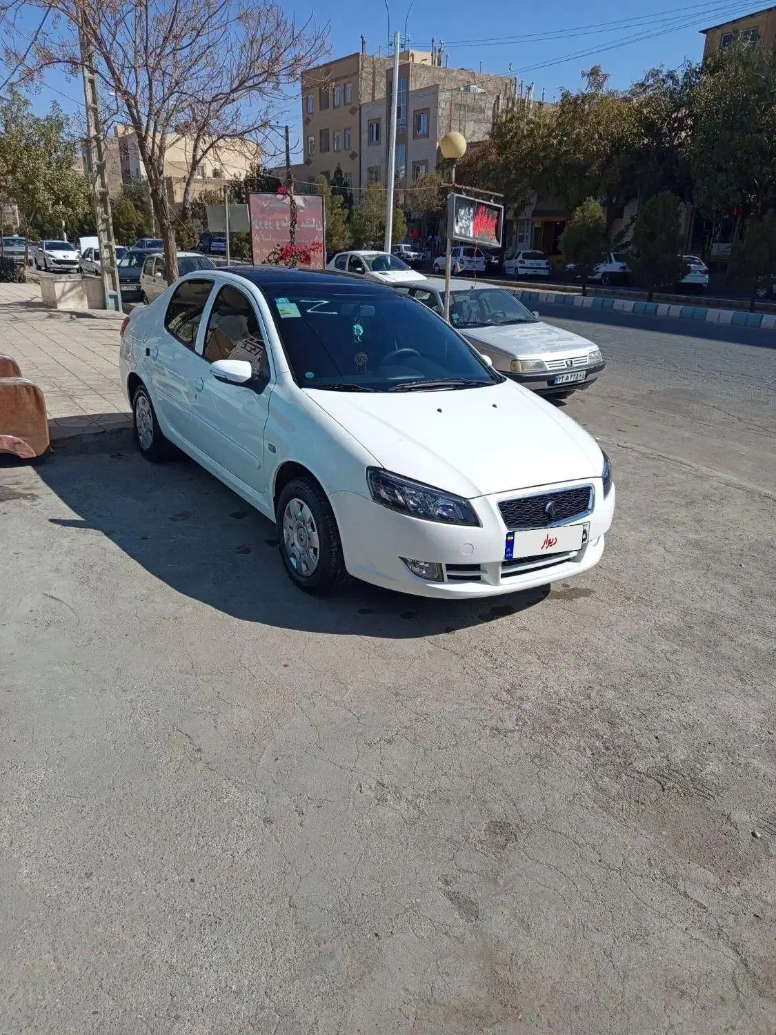 رانا پلاس سقف شیشه ای|خودرو سواری و وانت|کرمان, |دیوار