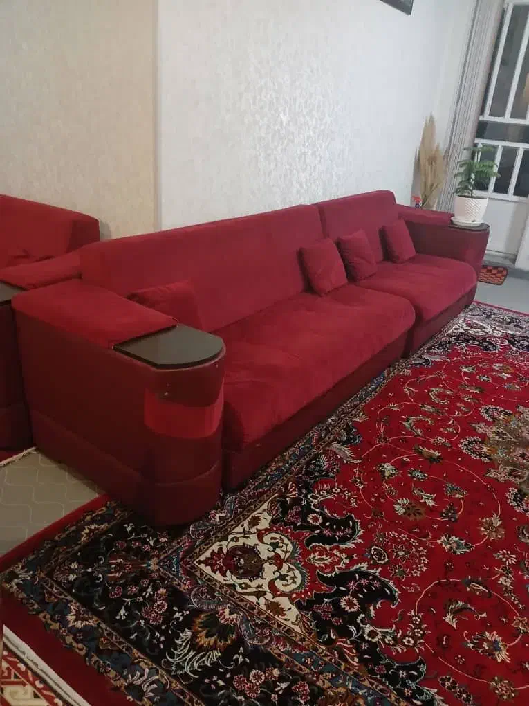 مبل ۷ نفره|مبلمان خانگی و میز عسلی|شیراز, پودنک|دیوار