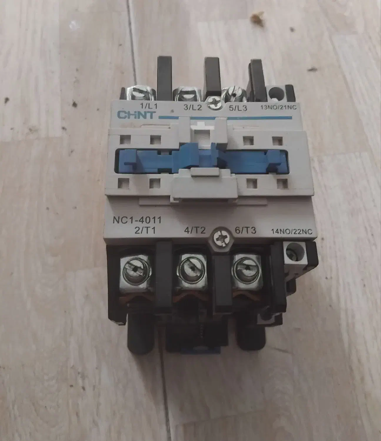 کنتاکتور|ابزارآلات|کرج, عظیمیه|دیوار