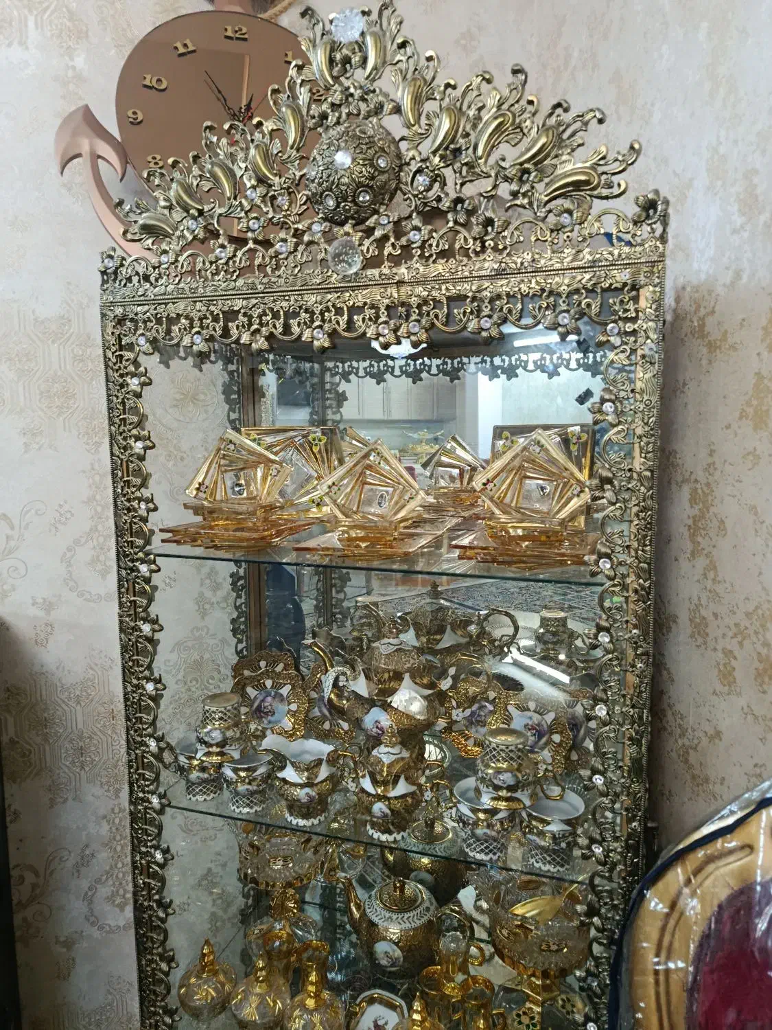 گنجه آلیاژ کلکسیونی عتیقه|کلکسیون اشیاء عتیقه|نیشابور, عدالت|دیوار