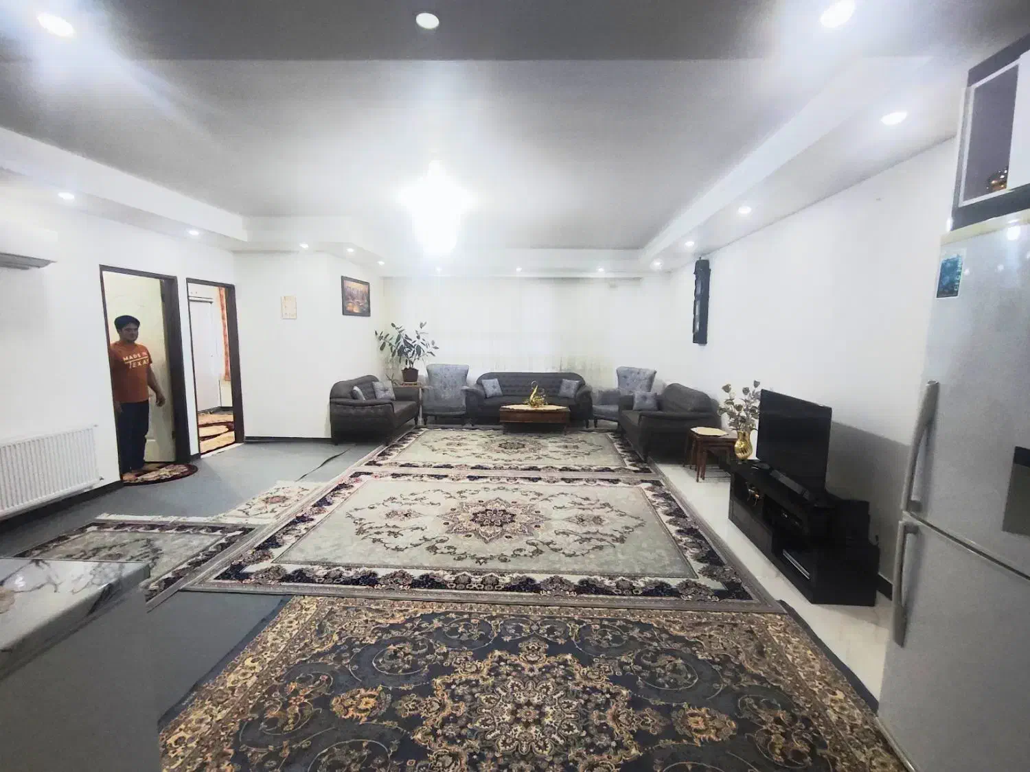 واحد نوساز 93 متری شهریار کهنز فردوسیه|فروش آپارتمان|فردوسیه, |دیوار