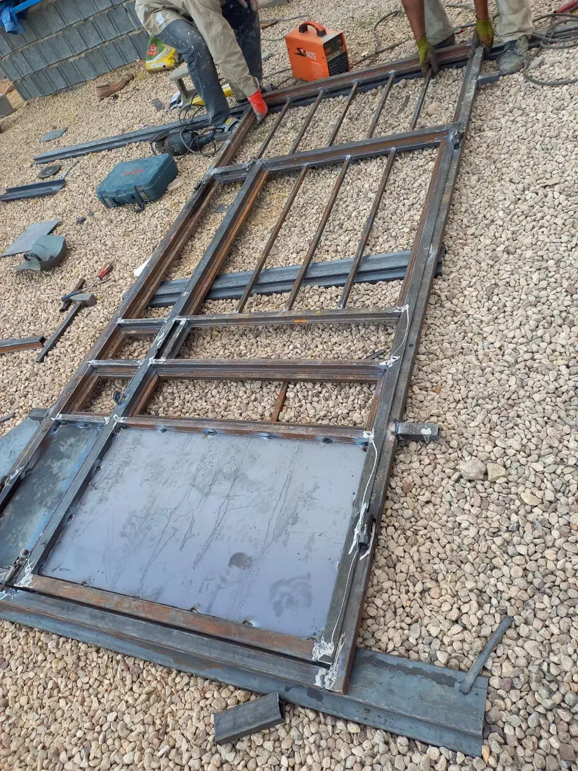 جوشکاری سیار|خدمات پیشه و مهارت|شیراز, زند|دیوار