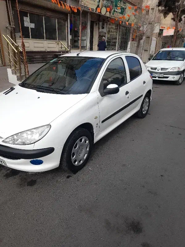 پژو ۲۰۶ مدل ۹۸|خودرو سواری و وانت|قرچک, زیبا شهر|دیوار