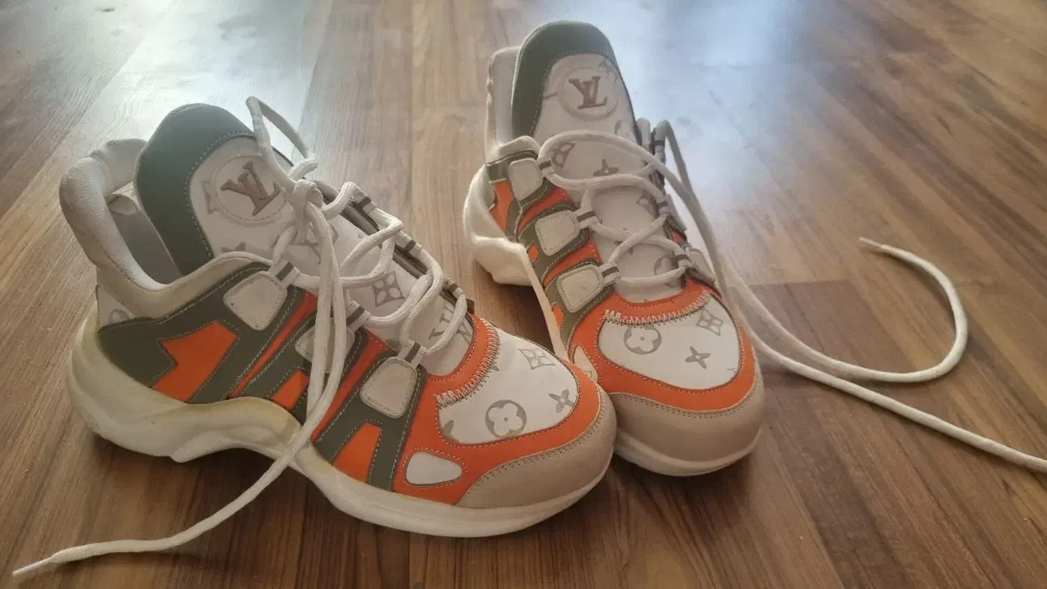 کفش اسپورت سایز۳۹ نو نو|کیف، کفش، کمربند|ارومیه, |دیوار