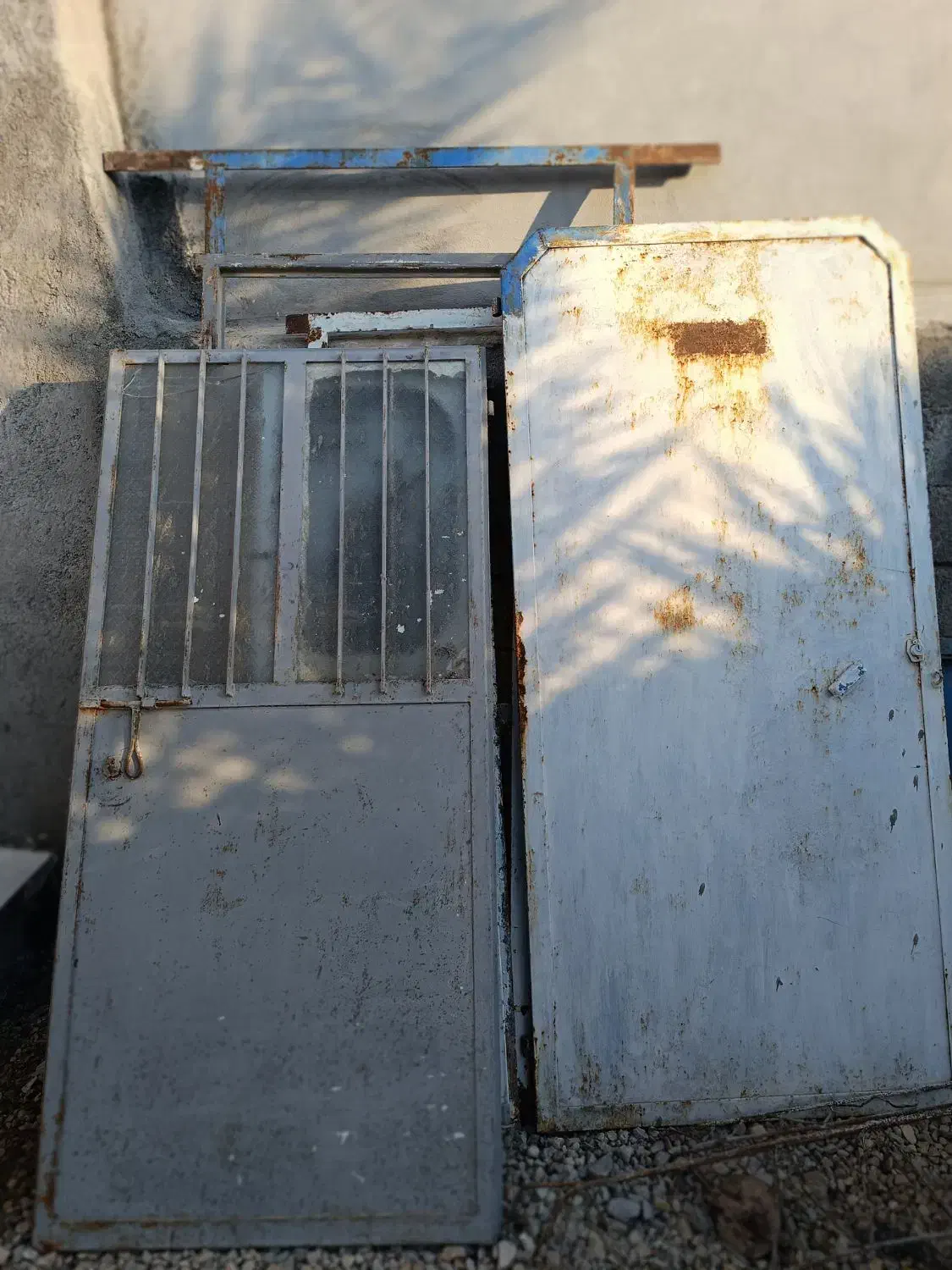 درب حیاط و درب اتاق|مصالح و تجهیزات ساختمان|علامرودشت, |دیوار