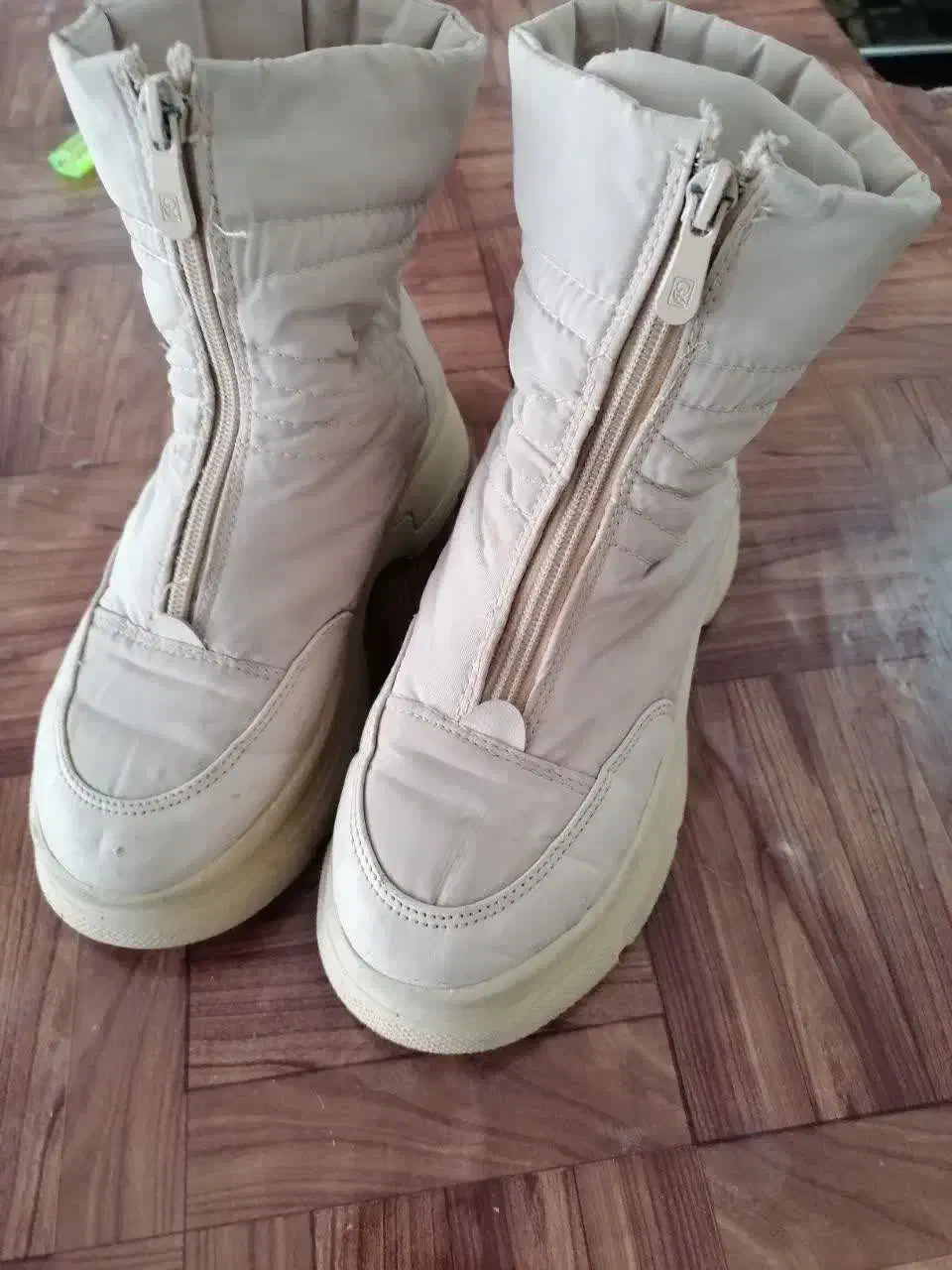 نیم بوت سایز ۳۴ رنگ کرمی|کیف، کفش، کمربند|آباده, |دیوار