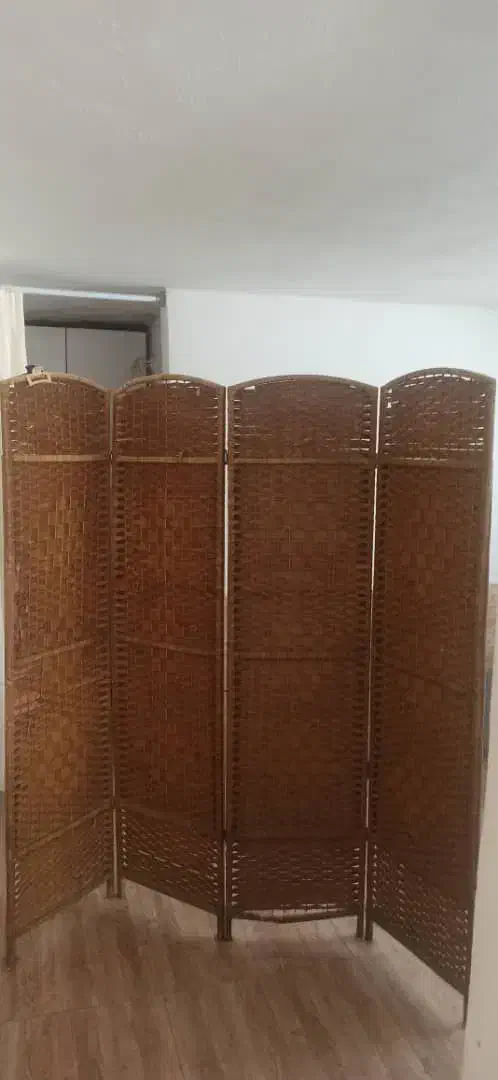 یک عدد پاراوان چوبی|مبلمان خانگی و میز عسلی|رشت, گلسار|دیوار