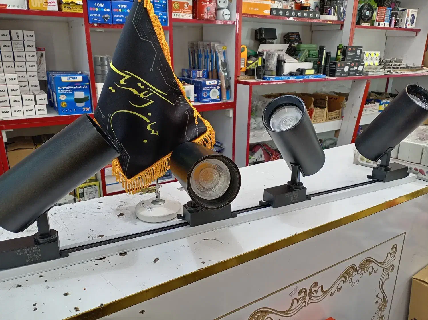 چراغ ریلی|لامپ و چراغ|مشهد, طلاب|دیوار