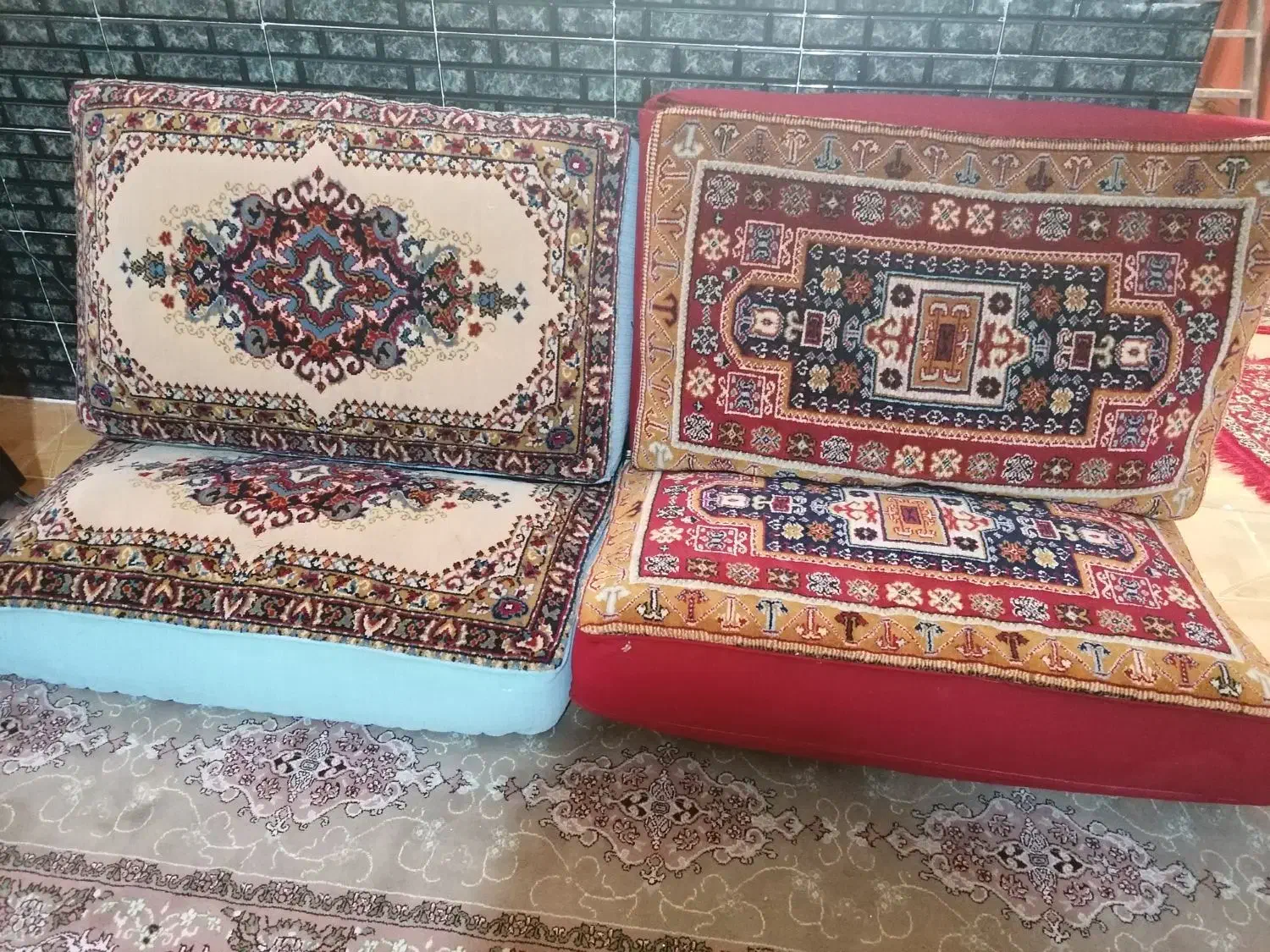 4 عدد پشتی|پشتی|ارومیه, |دیوار