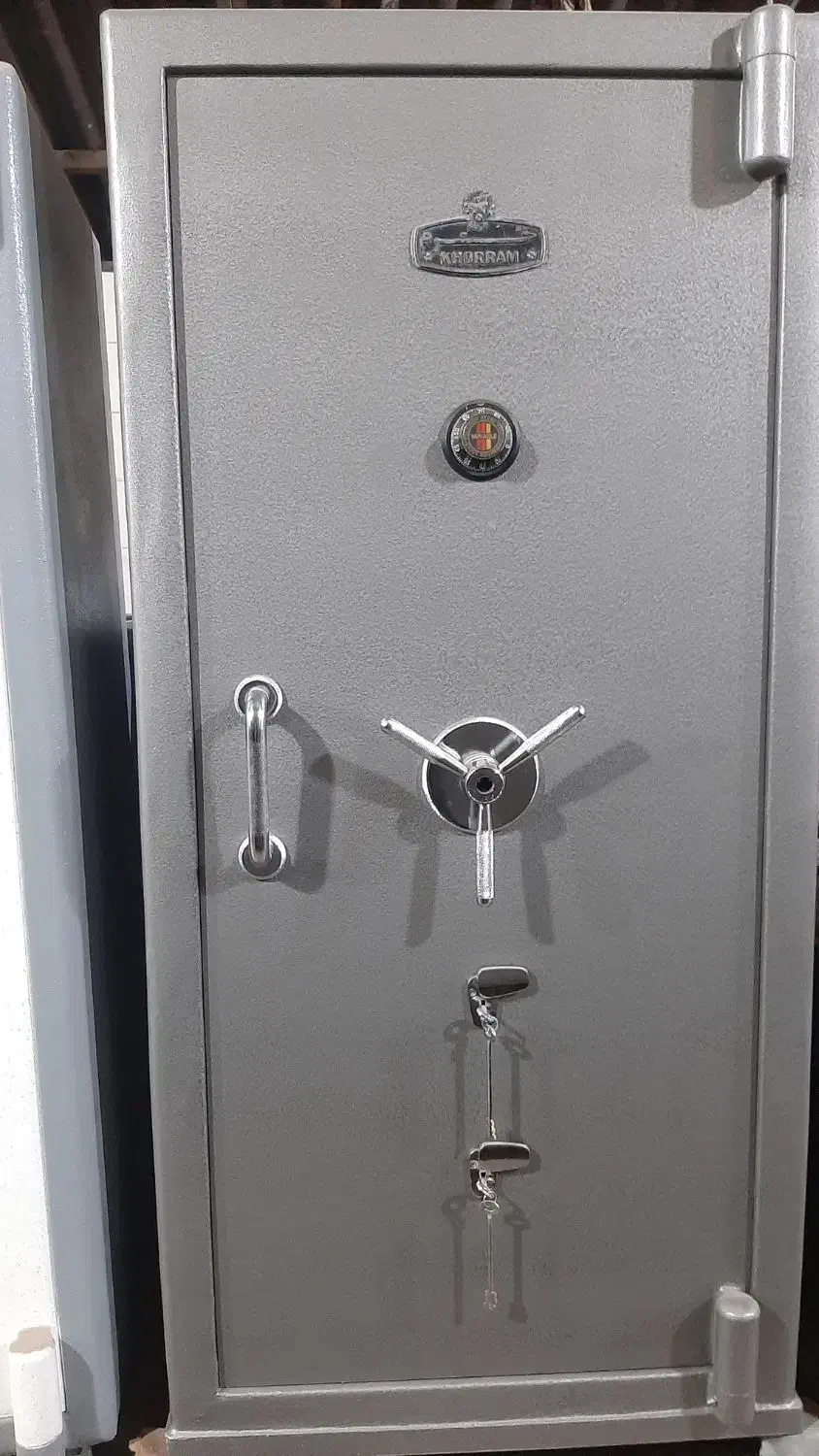 گاوصندوق خرم ۲۰۰۰ گاو صندوق ۱۸۵ آلیاژی خرم|ابزارآلات|چهاردانگه (تهران), |دیوار