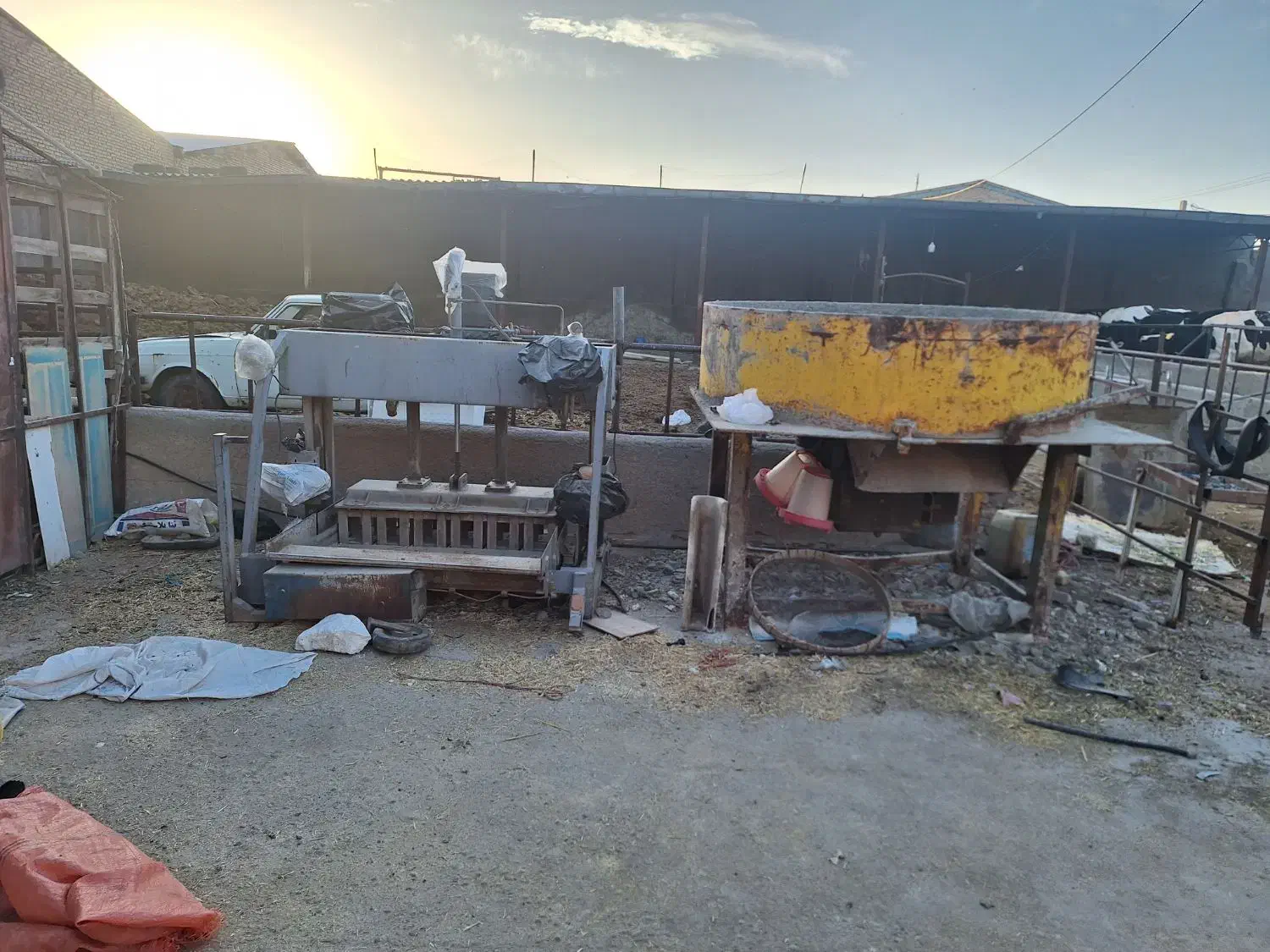 دستگاه بلوک سازی و میکسر ۲ متری|ماشین‌آلات صنعتی|کهریزک, |دیوار