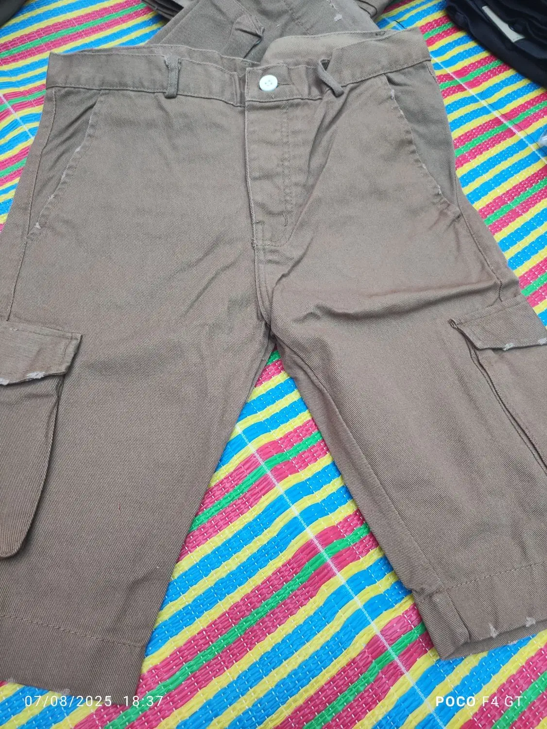 تاپ و کمربند زنانه چرمی و شلوارک کتون مردانه|لباس|شیراز, شهرک ترکان|دیوار