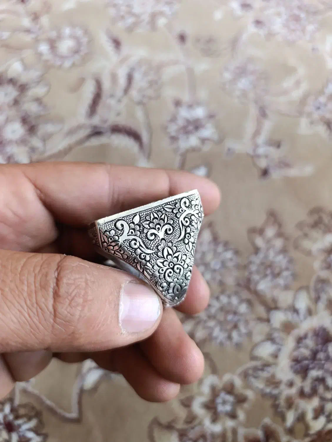 انگشتر کلکسیونی|جواهرات|اصفهان, خانه اصفهان|دیوار