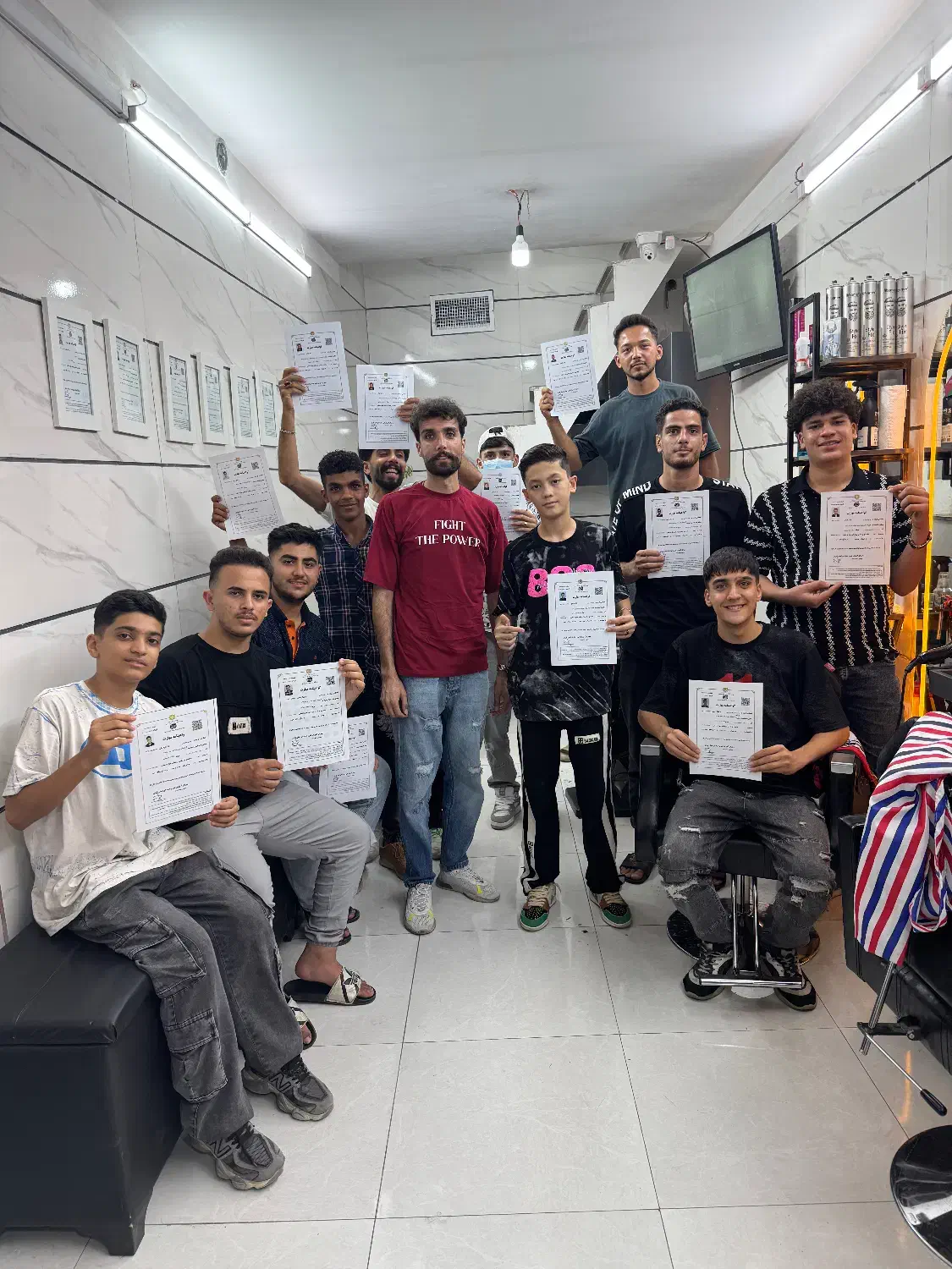 آموزش حرفه‌ای آرایشگری مردانه با مدرک فنی وحرفه ای|خدمات آموزشی|ورامین, خیر آباد|دیوار