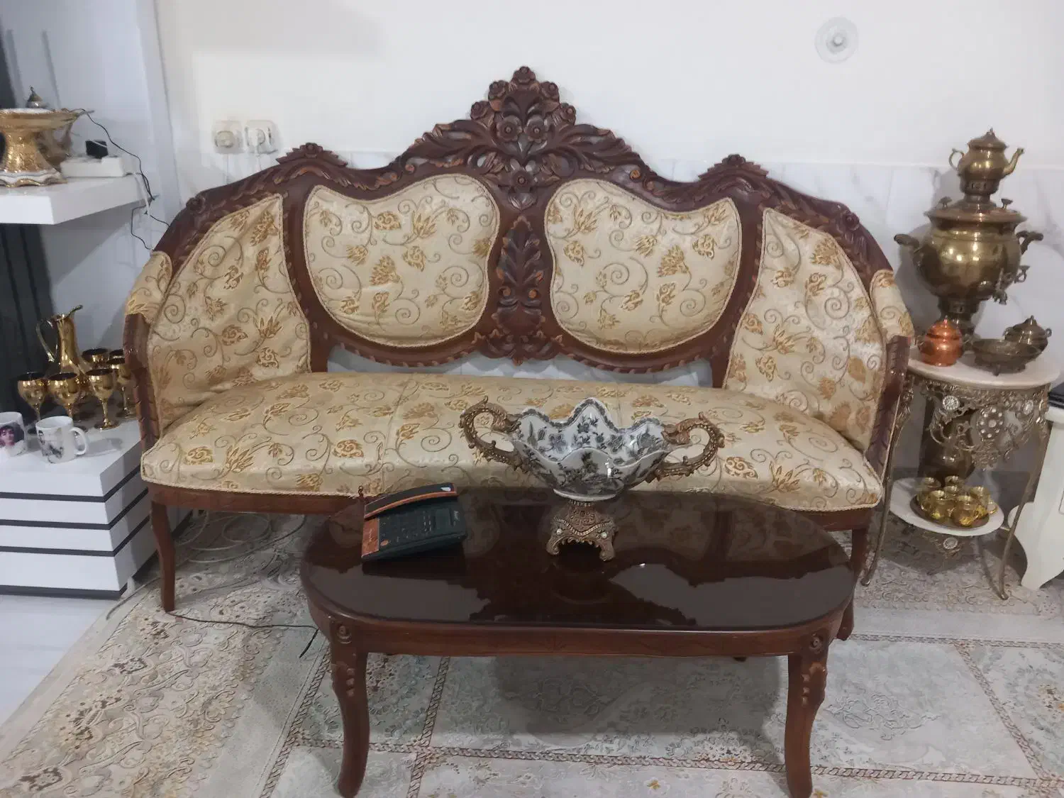 مبل سلطنتی|مبلمان خانگی و میز عسلی|سبزوار, طبرسی (جعفرآباد)|دیوار