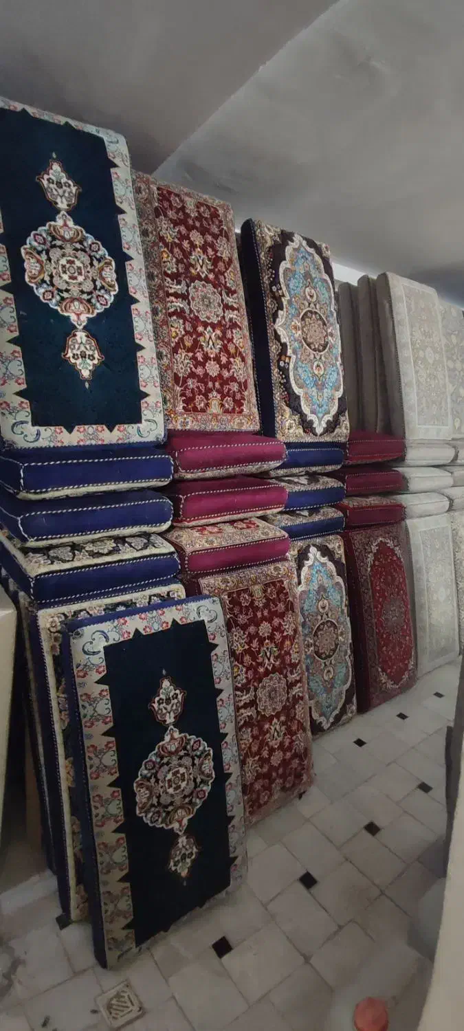 تولیدیپشتی|پشتی|قم, چهل درخت‎|دیوار