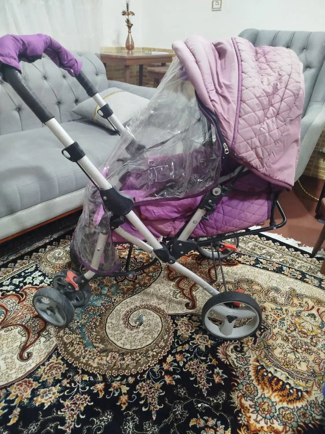 کالسکه تمیز الیمنیوم سالم|کالسکه و لوازم جانبی|سبزوار, هویزه|دیوار