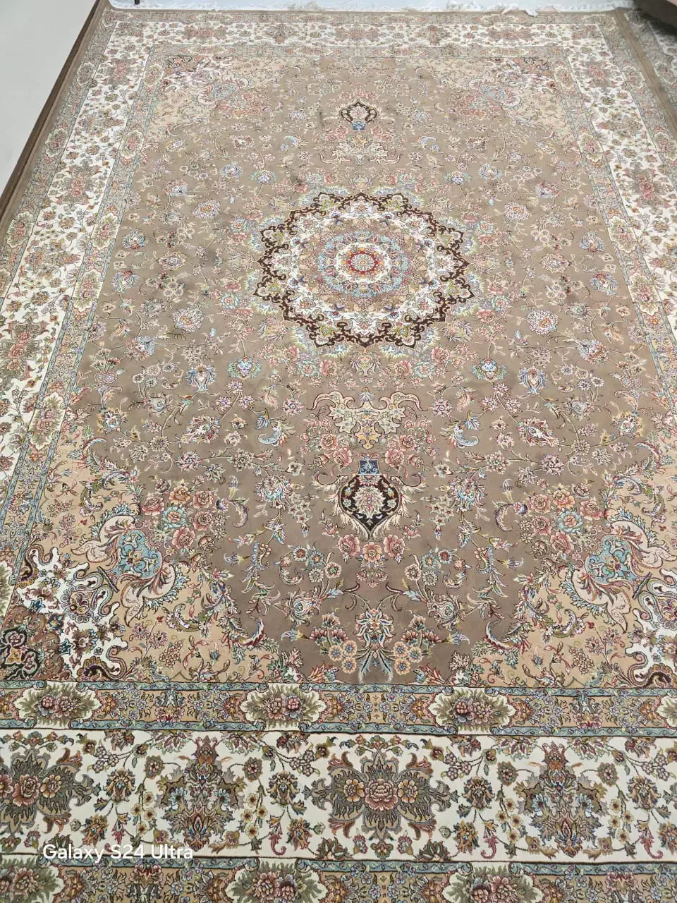 یک جفت فرش ۹متری گردویی ۷۰۰شانه|فرش|تهران, جیحون|دیوار