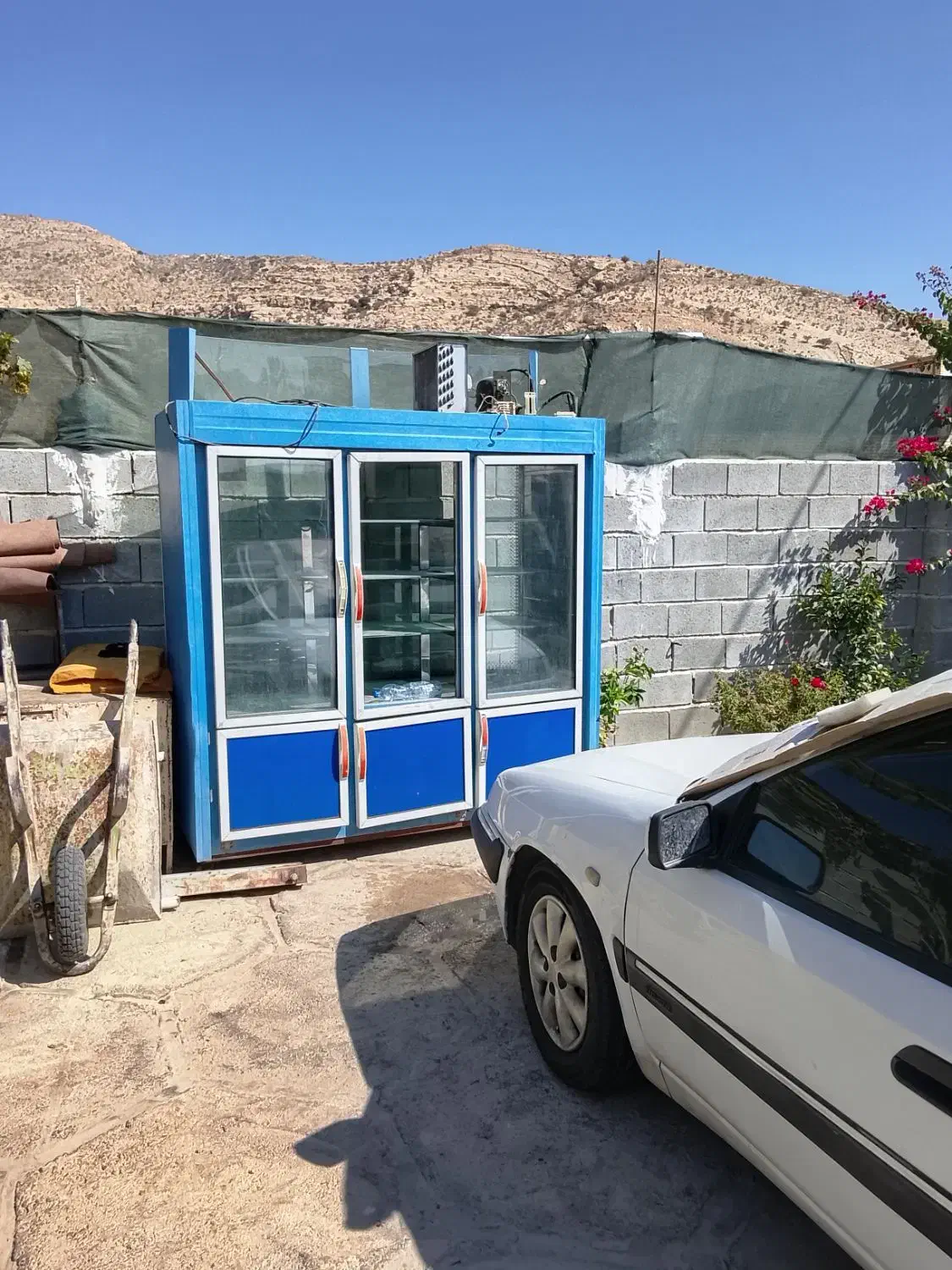 ویترین آلومینیومی فرساندویچ دستگا ذرت مکزیکی یخچال|فروشگاه و مغازه|کازرون, |دیوار