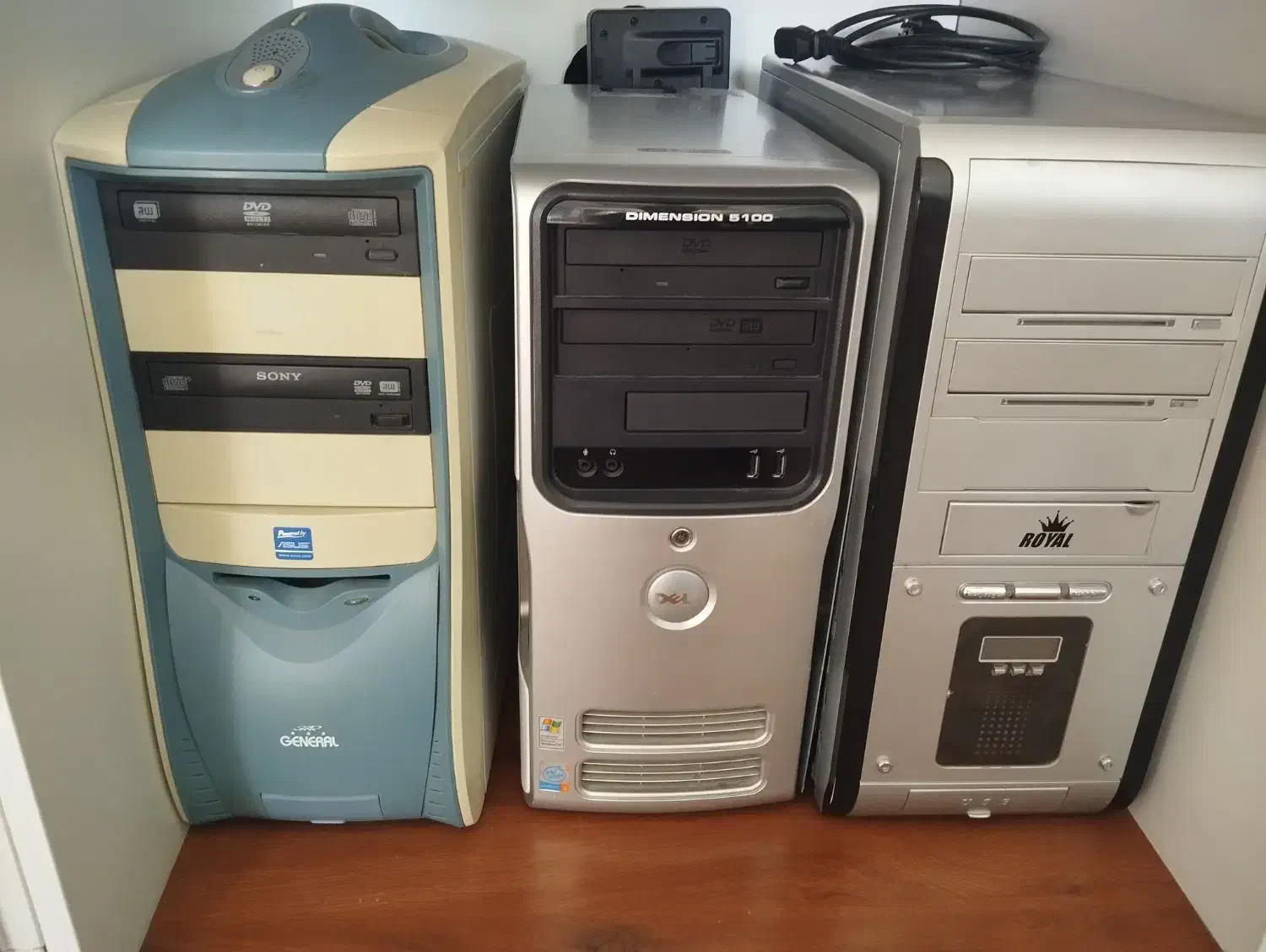 دو عدد کیس کامپیوتر|قطعات و لوازم جانبی رایانه|شیراز, فرهنگ شهر|دیوار