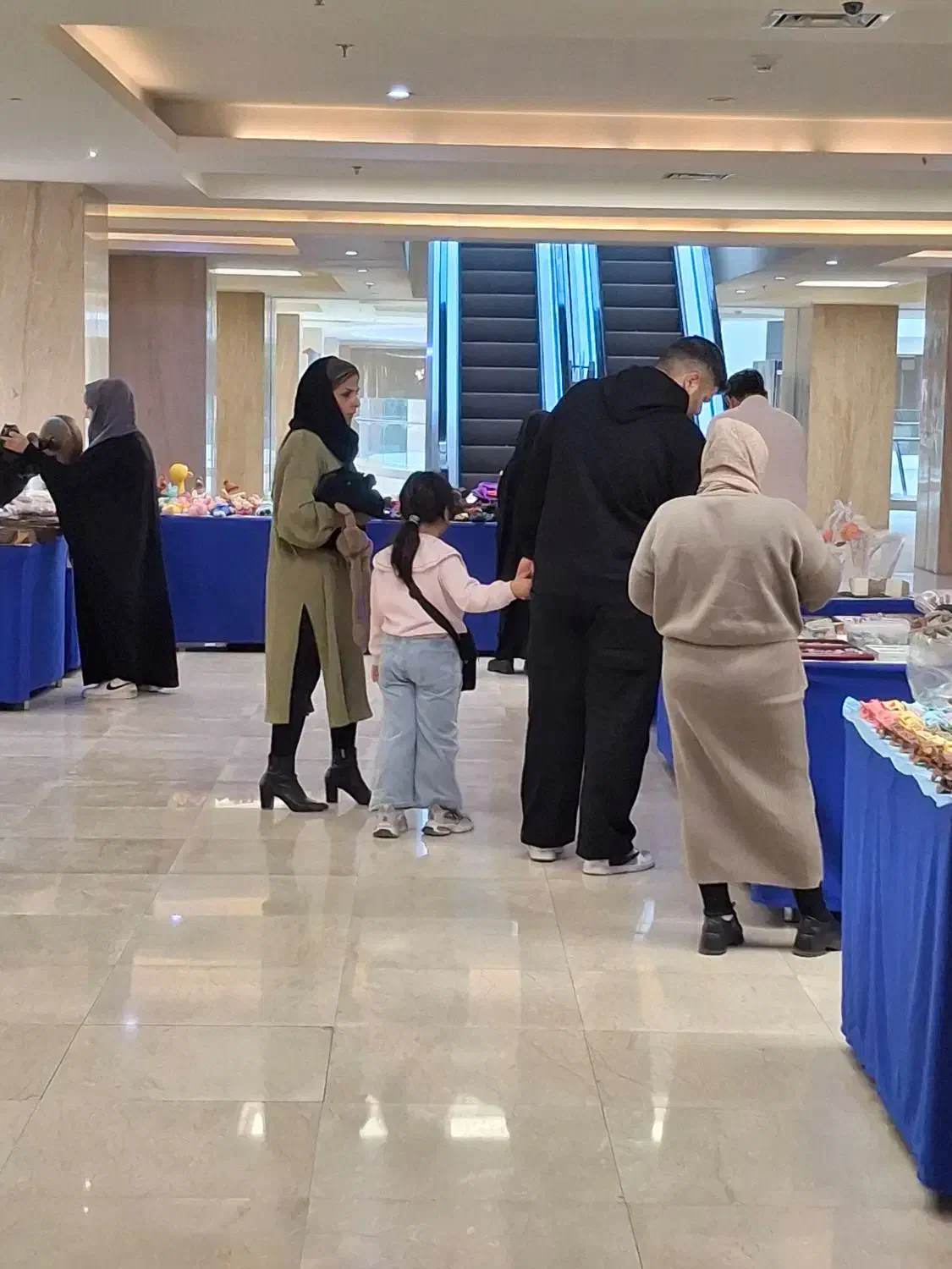 بازارچه حیات|گردهمایی و همایش|مشهد, پایین خیابان|دیوار