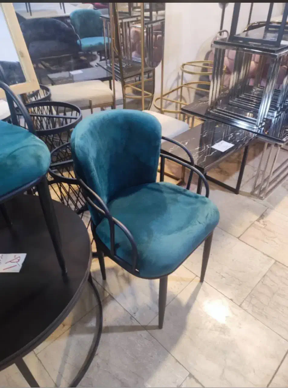 ست میز و صندلی کافه و کافی شاپ ( نسیم شهر)|میز و صندلی غذاخوری|اسلامشهر, باغ فیض|دیوار