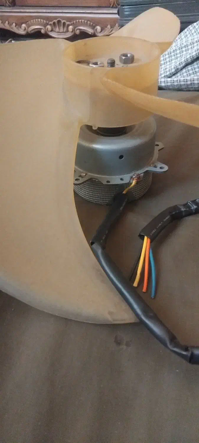 موتور فن کولر گازی همراه با پروانه|کولر گازی و فن‌کوئل|شاهین‌شهر, مخابرات (شهید بهشتی)|دیوار